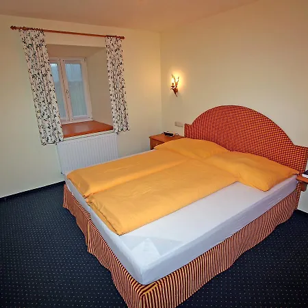 Forsthaus.8 Daire Strobl